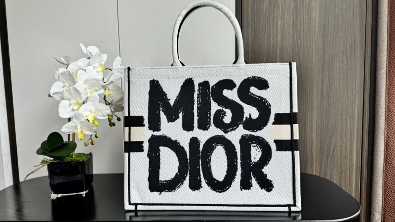 chr1st1an D10r shopping bags